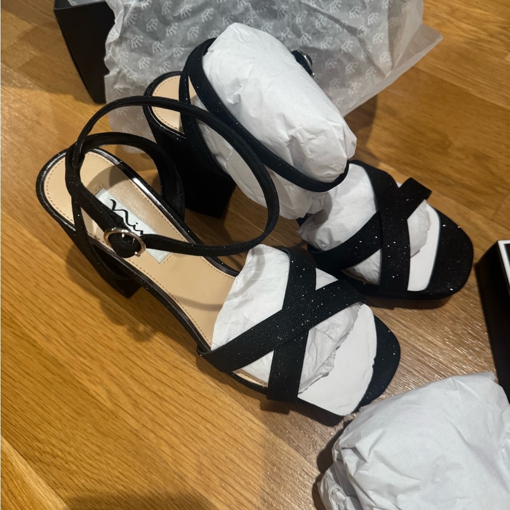 Nina Sparkling Black Strappy Sandals NWT Party Wedding Holiday Prom
